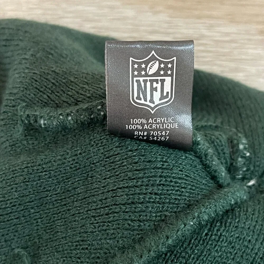 New Green Bay Packers Hat Cap Beanie Knit Green White Pom NFL Team NWT
